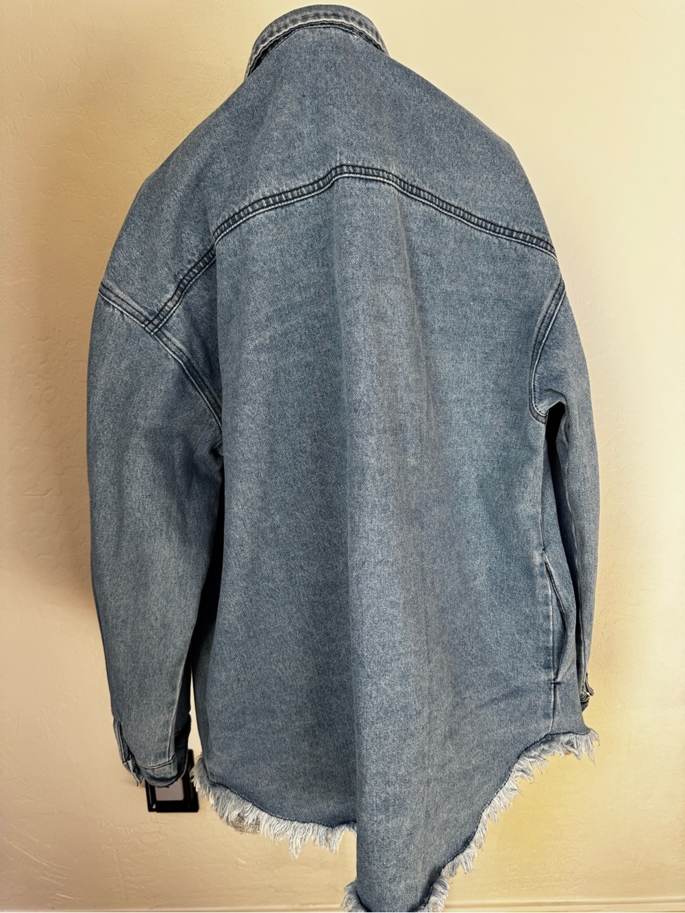 Women's Blue Denim Jean Jacket with Frayed Hem - Picture 3 of 10
